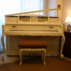 白いピアノ・エリザベス
